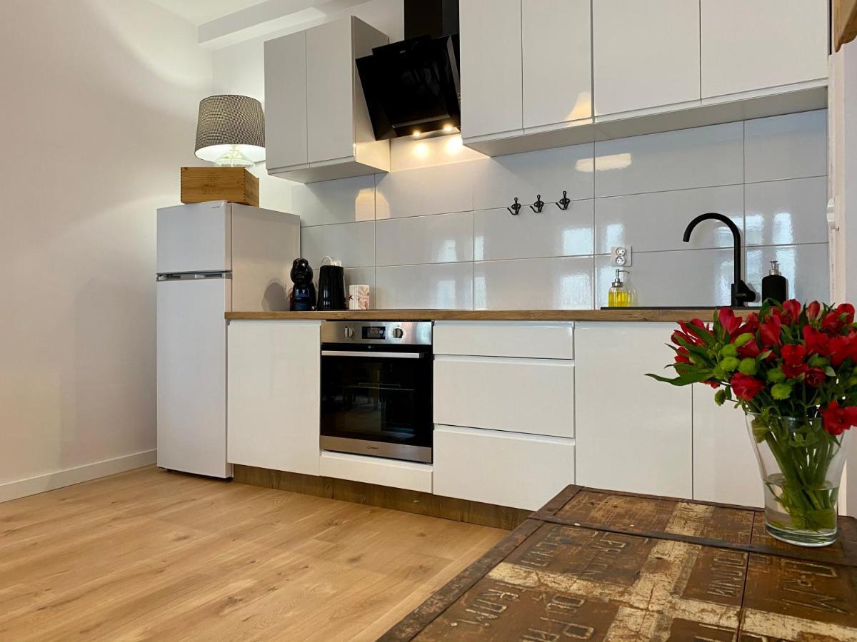 Apartament Hrabala Єленя-Ґура Екстер'єр фото