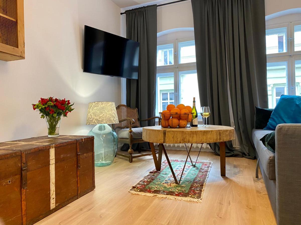 Apartament Hrabala Єленя-Ґура Екстер'єр фото