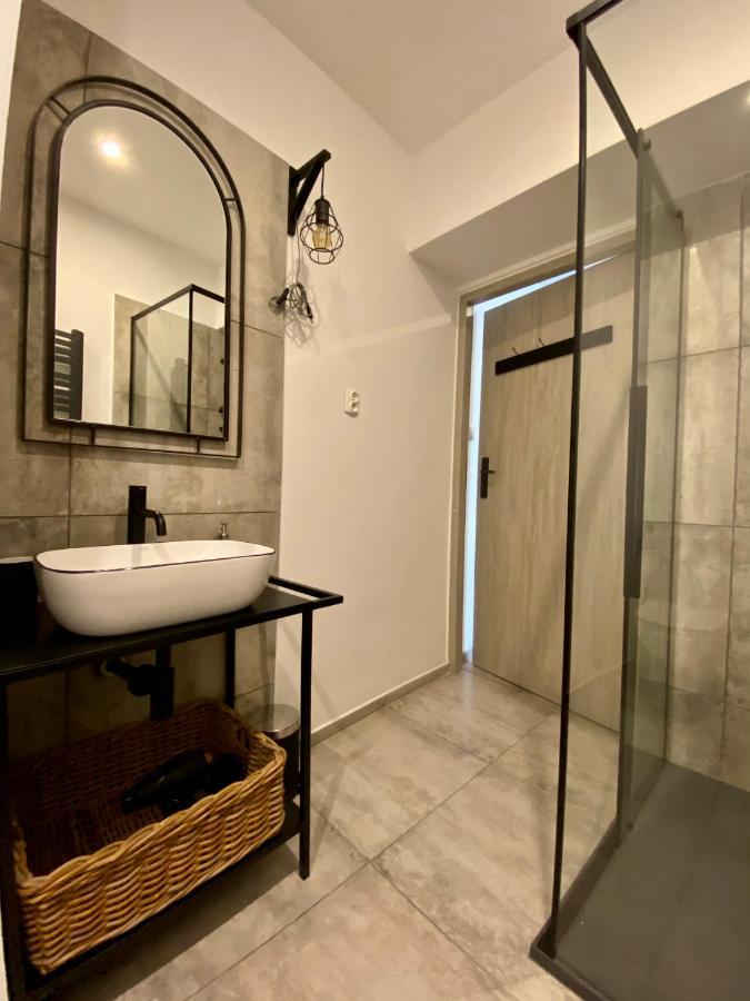 Apartament Hrabala Єленя-Ґура Екстер'єр фото