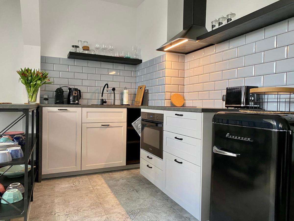 Apartament Hrabala Єленя-Ґура Екстер'єр фото