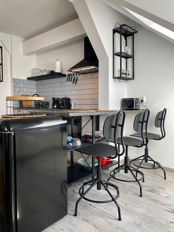 Apartament Hrabala Єленя-Ґура Екстер'єр фото